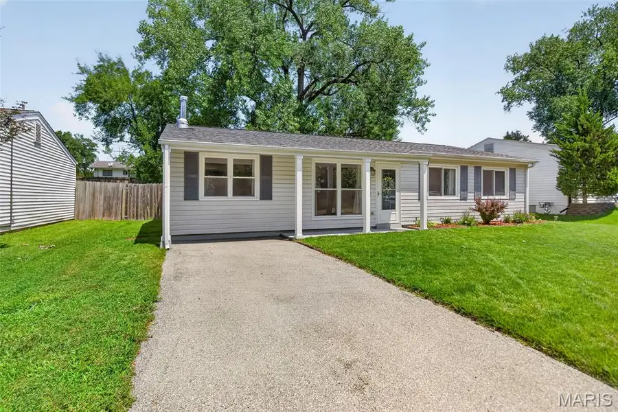 11971 Brookmont Drive, Maryland Heights, MO 63043 - #3