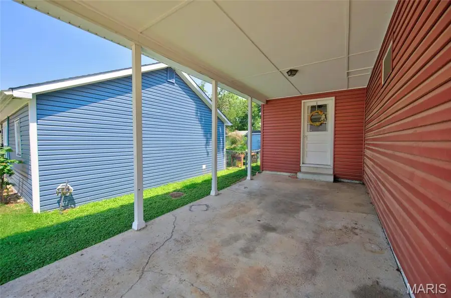 207 Catalpa Lane, Lebanon, MO 65536 - #3
