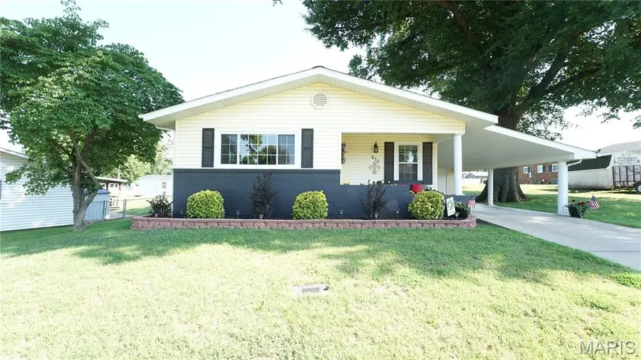 610 Houston St, Dexter, MO 63841 - #2