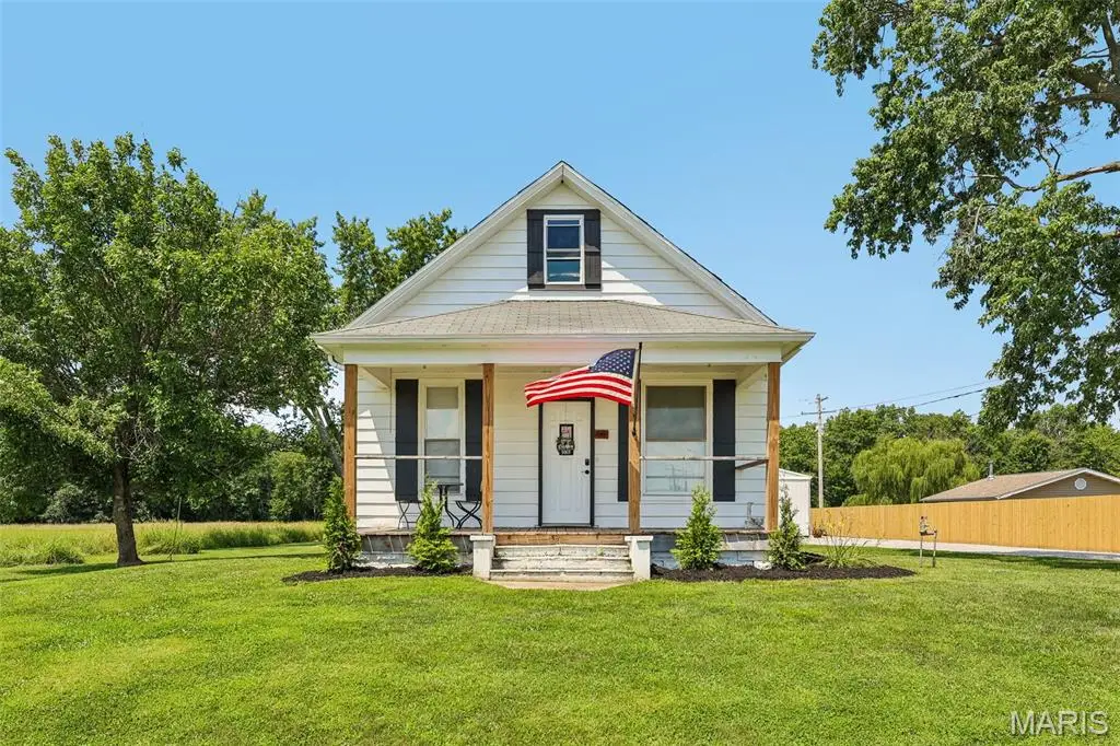 401 S A Street, Vernon, IL 62892 - #1