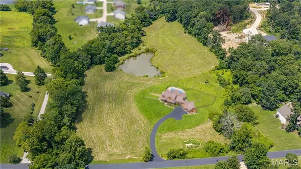 341 Linebacker Run, Jackson, MO 63755