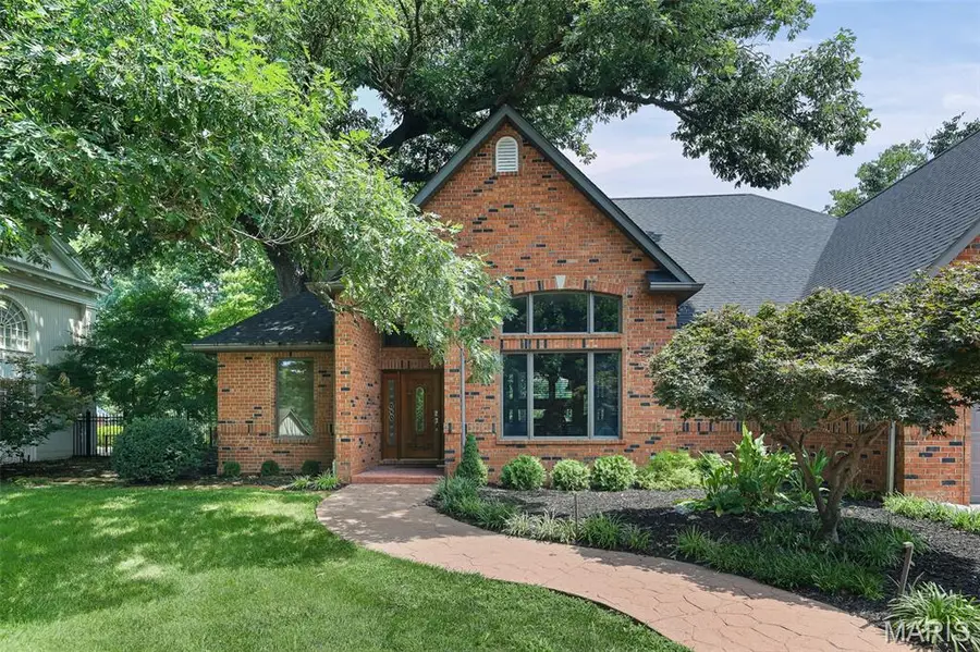 39 Country Club Place, Belleville, IL 62223 - #2