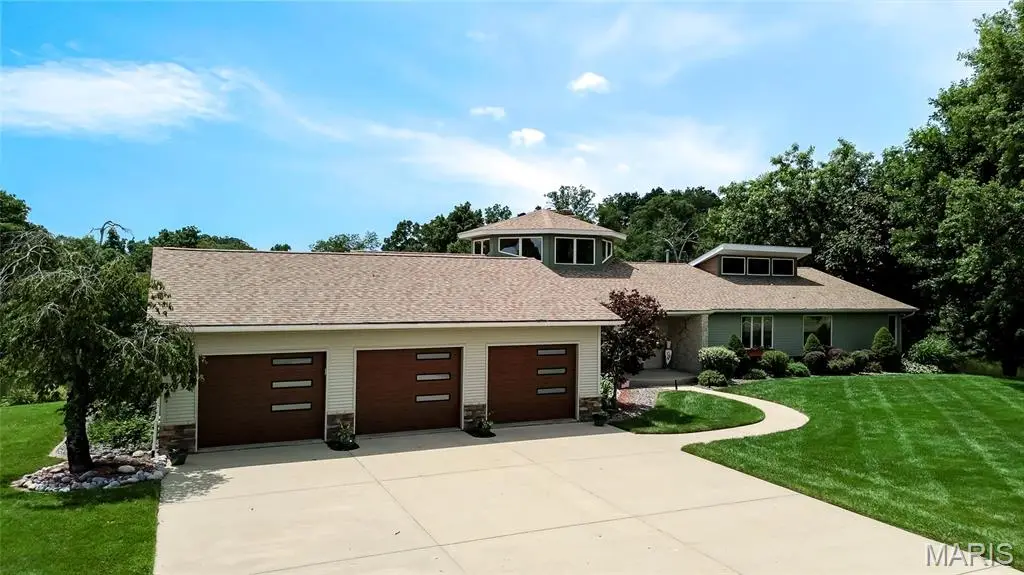 5119 White Oak Drive, Smithton, IL 62285 - #1