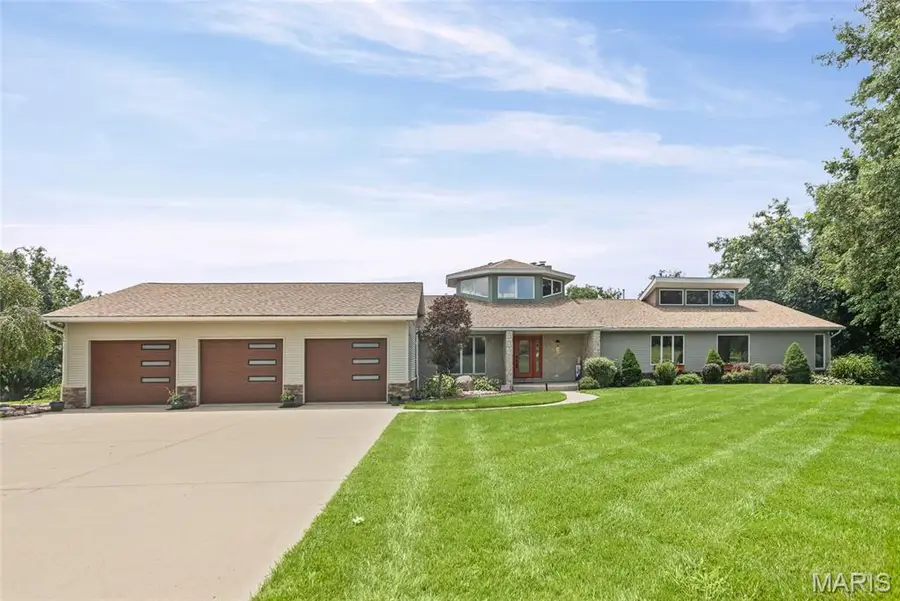 5119 White Oak Drive, Smithton, IL 62285 - #2