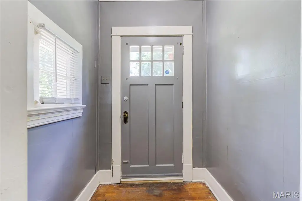 2428 Mary Avenue, Saint Louis, MO 63136 - #1