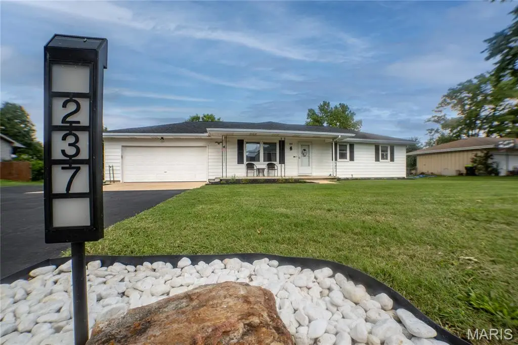 237 Farmers Lane, Lebanon, MO 65536 - #1