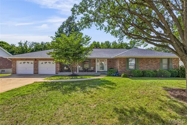 214 Alexander Court, Festus, MO 63028