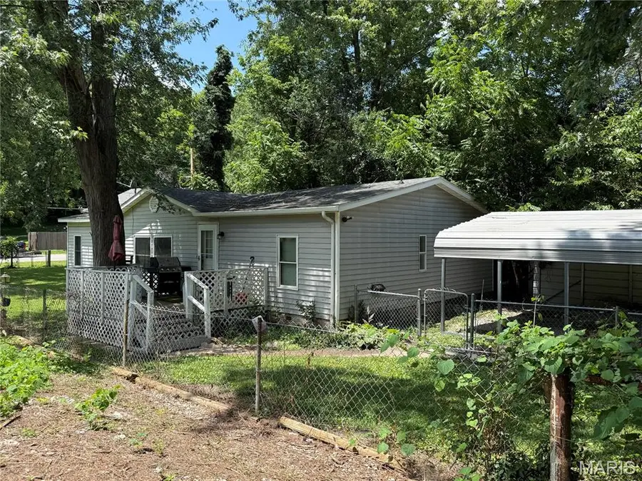 804 Walnut Street, Hannibal, MO 63401 - #3