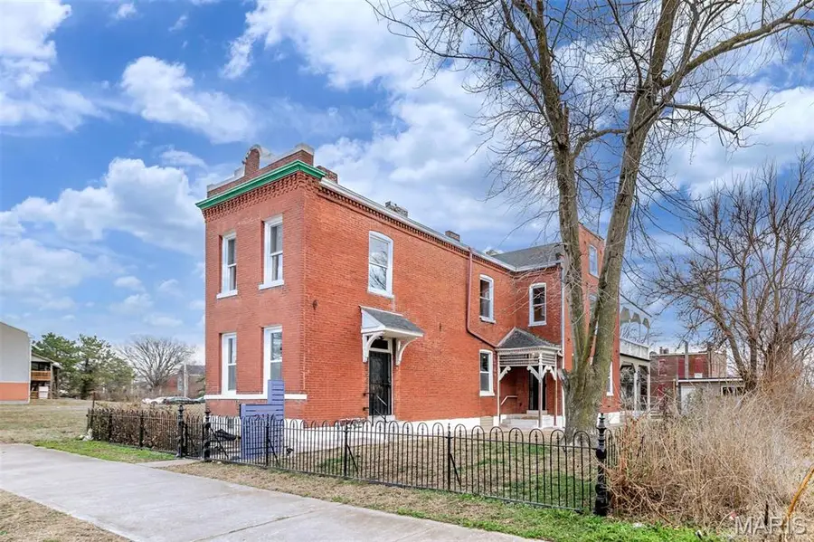 2116 E John Avenue, Saint Louis, MO 63107 - #2
