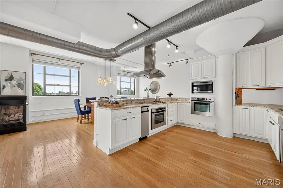 4901 Washington Boulevard #5C, Saint Louis, MO 63108 - #2