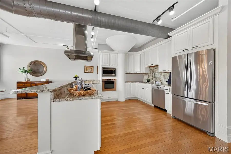 4901 Washington Boulevard #5C, Saint Louis, MO 63108 - #3