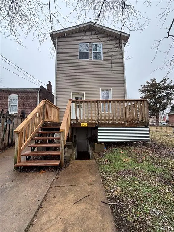 8422 Michigan Avenue, St Louis, MO 63111