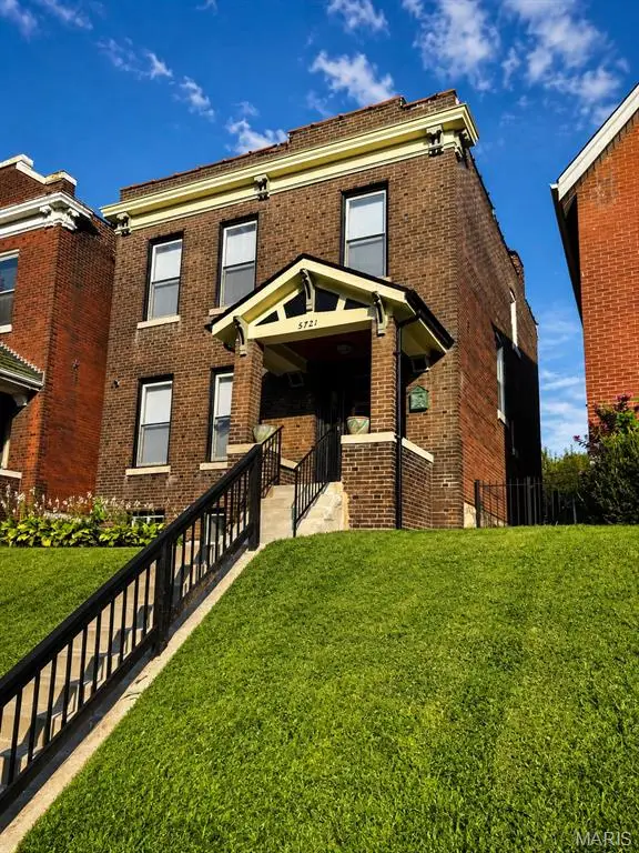 5721 Pennsylvania Avenue, St Louis, MO 63111