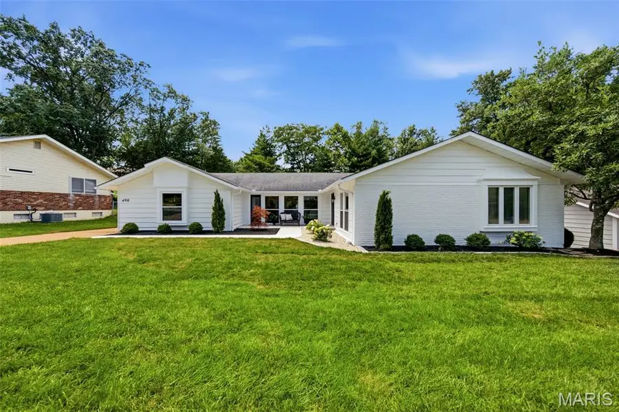 490 Maymont Drive, Ballwin, MO 63011 - #2