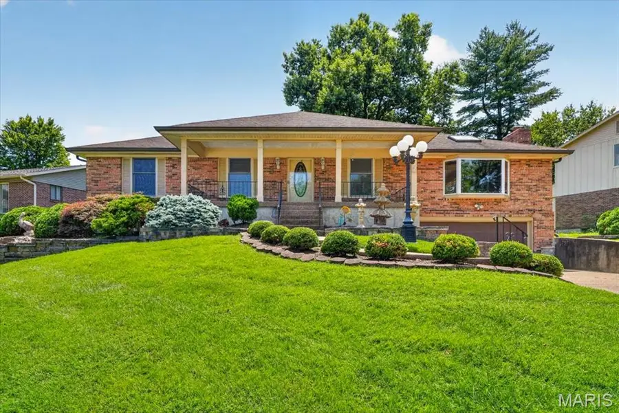 468 Falaise Drive, Creve Coeur, MO 63141 - #3