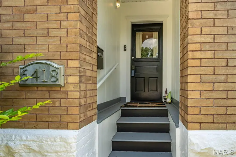 6418 W Park Avenue, Saint Louis, MO 63139 - #3