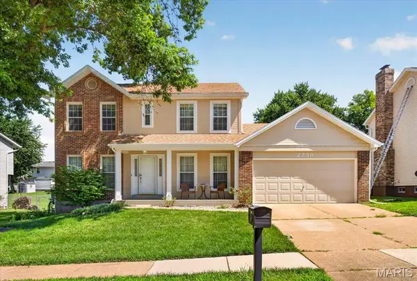 2739 Cripple Creek Drive, Oakville, MO 63129