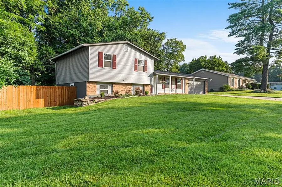 9 Linda Lane, Saint Peters, MO 63376 - #3