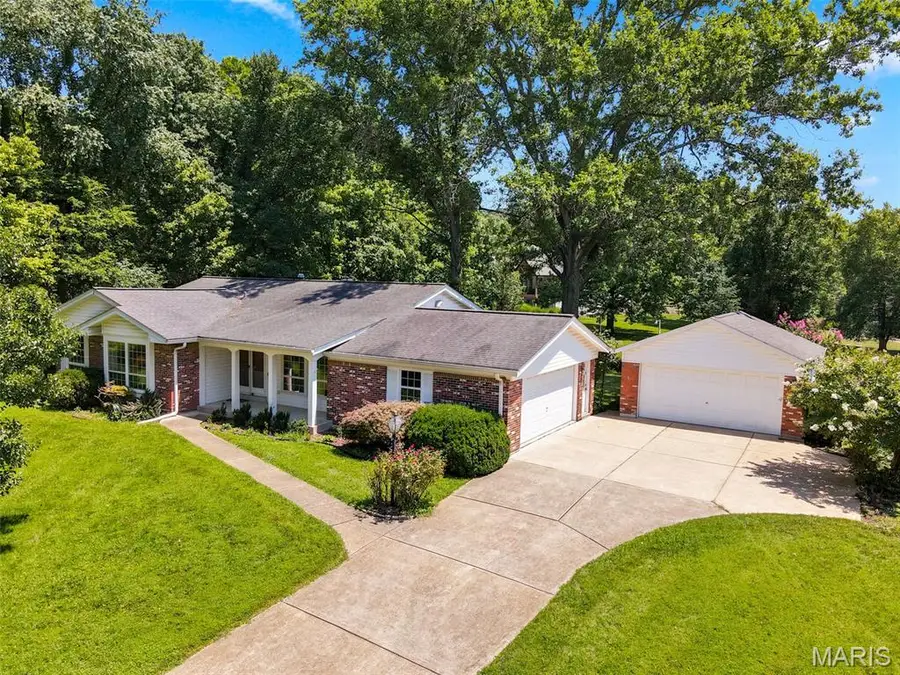 12954 Baalbek Drive, Sunset Hills, MO 63127 - #2