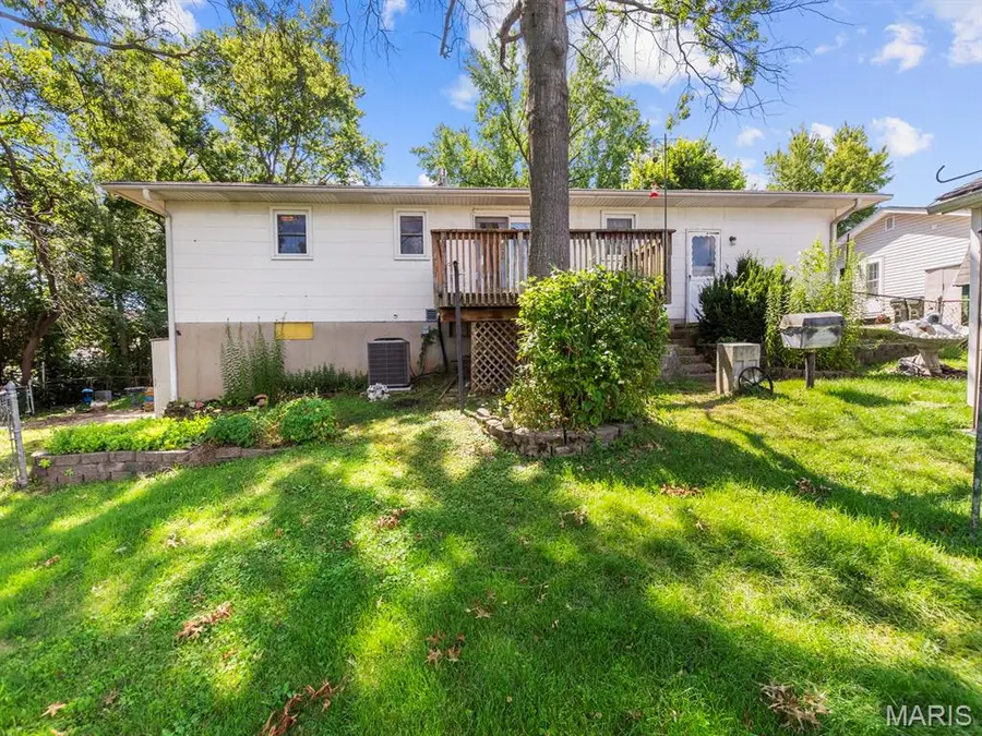 205 Gardner Street, Columbia, IL 62236 - #3
