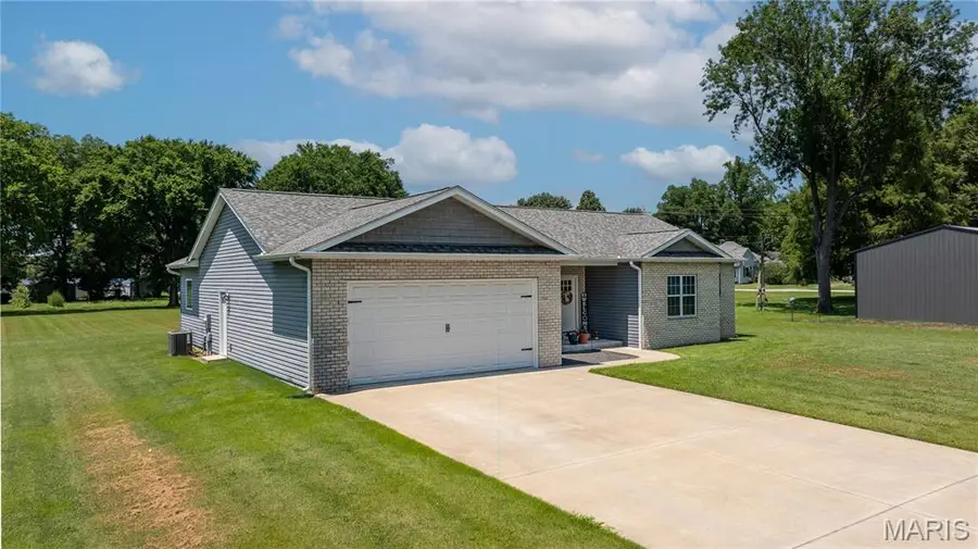 977 Nunn Road, Chaffee, MO 63740 - #3