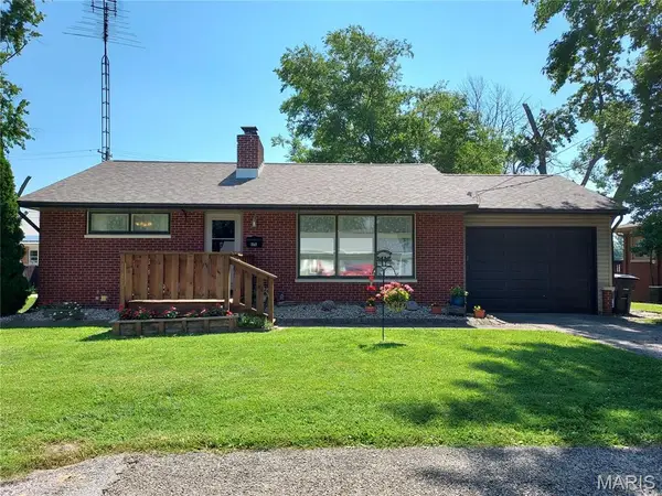 606 N Hena Street, Greenville, IL 62246