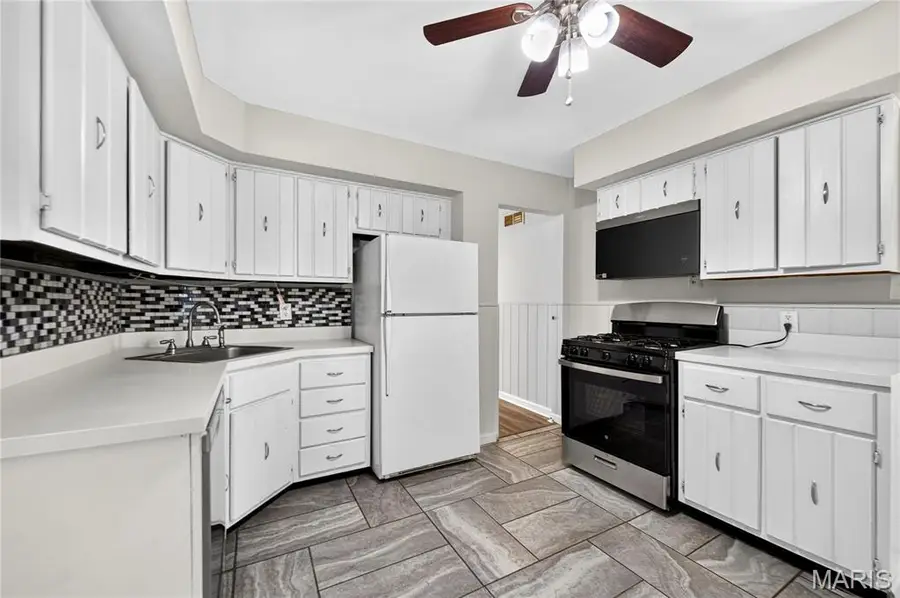 1155 Saint Matthew Drive, Florissant, MO 63031 - #3