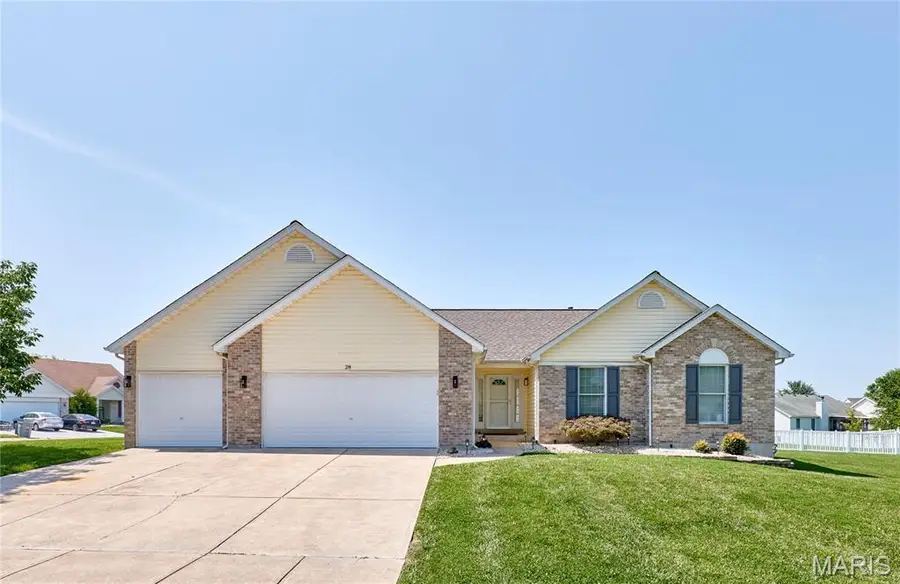 28 Jacobs Court W, Saint Peters, MO 63376 - #2