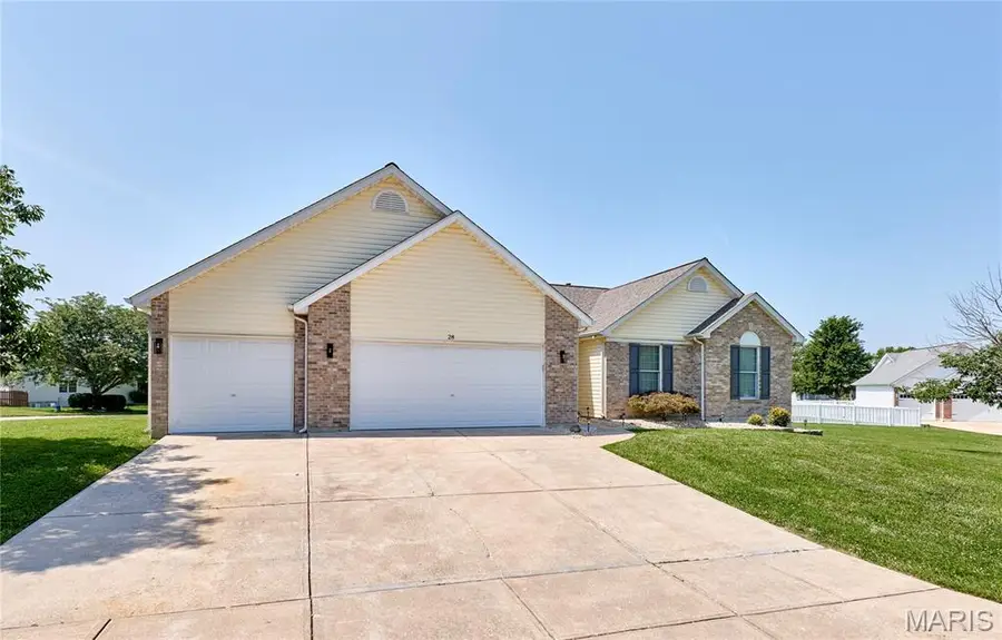 28 Jacobs Court W, Saint Peters, MO 63376 - #3
