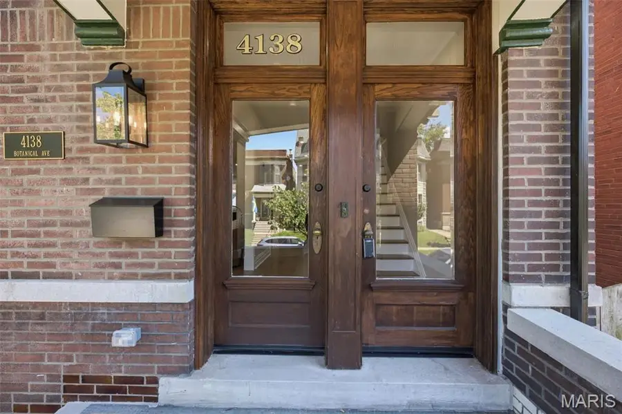 4138 Botanical Avenue, Saint Louis, MO 63110 - #3