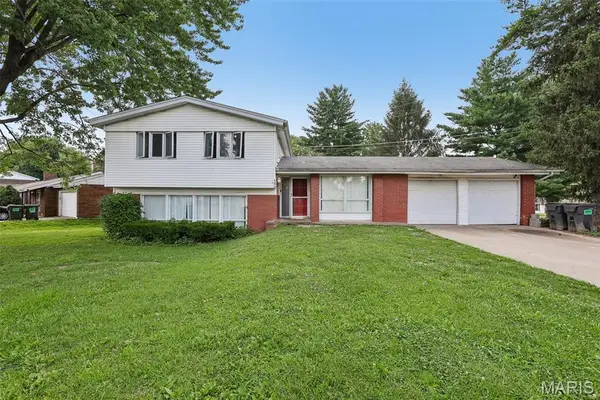 100 Bountiful Drive, Fairview Heights, IL 62208
