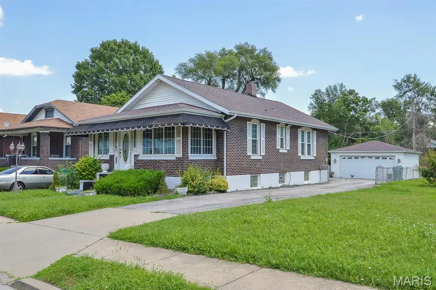 510 N 29th Street, East Saint Louis, IL 62205 - #2