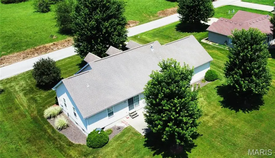 454 Rose Street, Montgomery City, MO 63361 - #2