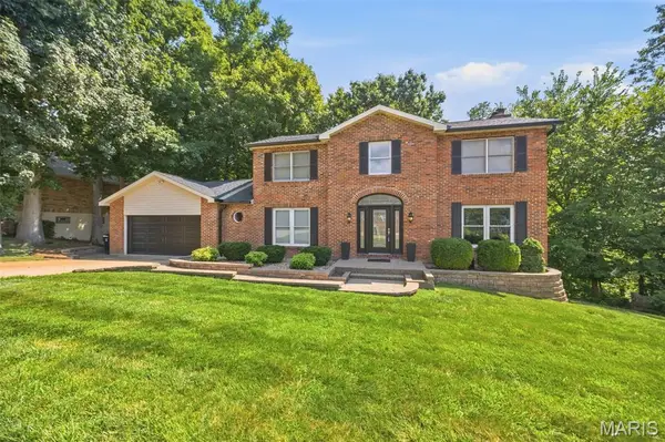 7290 Meramar Drive, St Louis, MO 63129