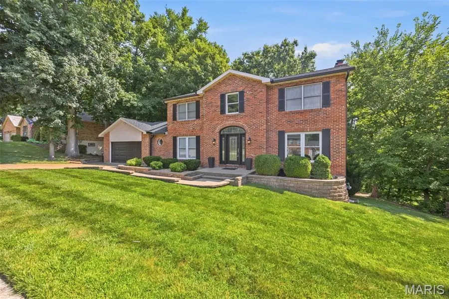 7290 Meramar Drive, Saint Louis, MO 63129 - #2
