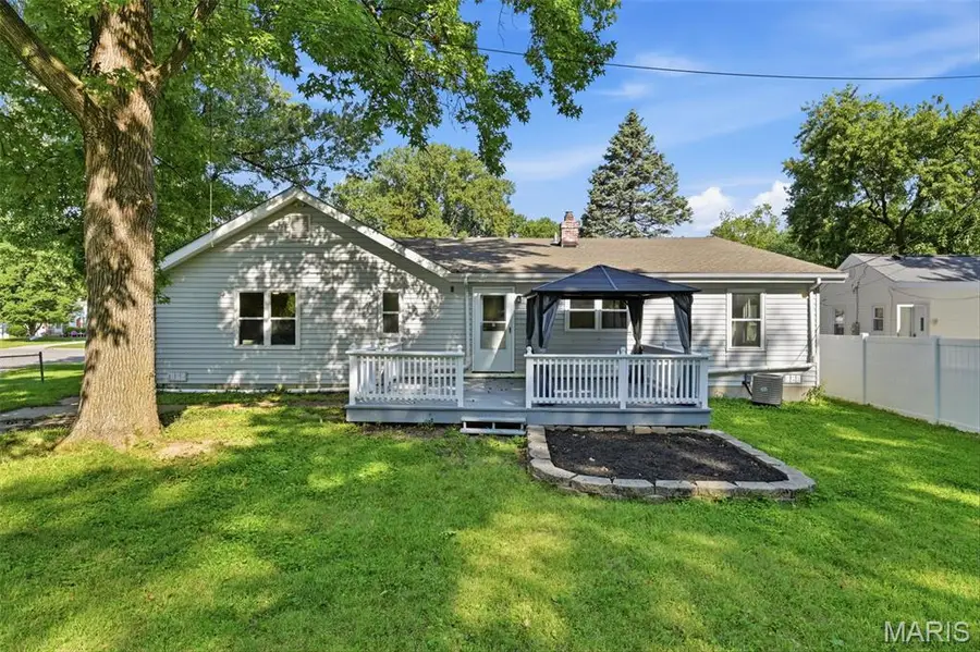 3518 San Jose Lane, Saint Ann, MO 63074 - #2
