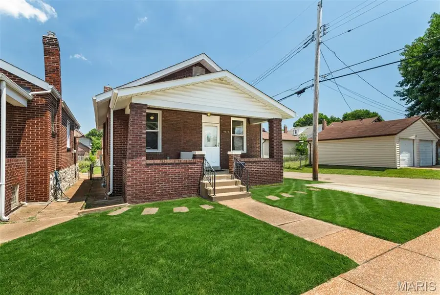 4317 Tyrolean Avenue, Saint Louis, MO 63116 - #3