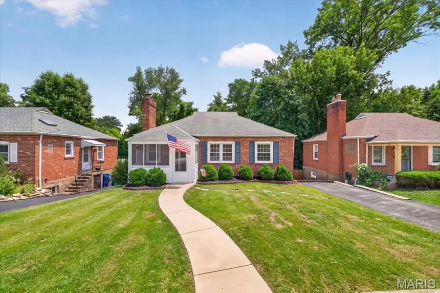 9438 Plainfield Drive, Saint Louis, MO 63119 - #2