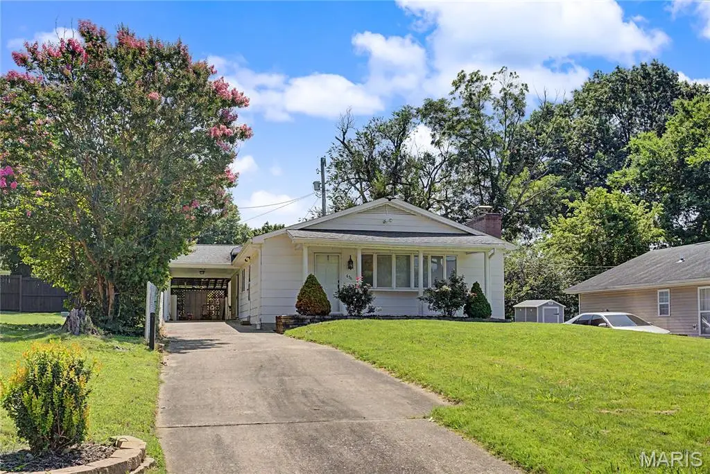 636 Whitelaw Avenue, Cape Girardeau, MO 63701 - #1