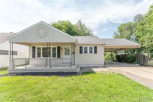 2419 S Carolina Street, Louisiana, MO 63353