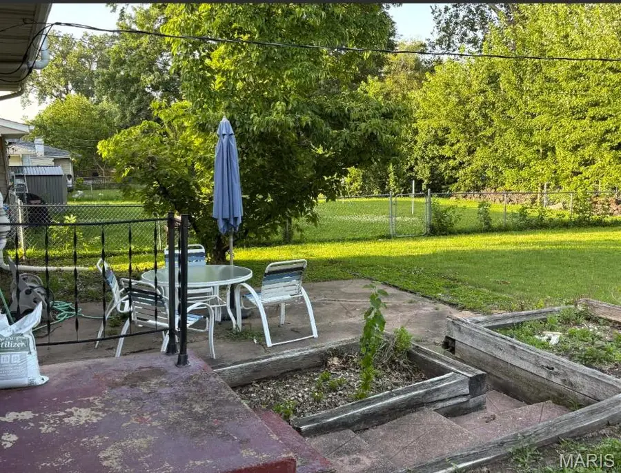 1710 Clover Lane, Florissant, MO 63031 - #3