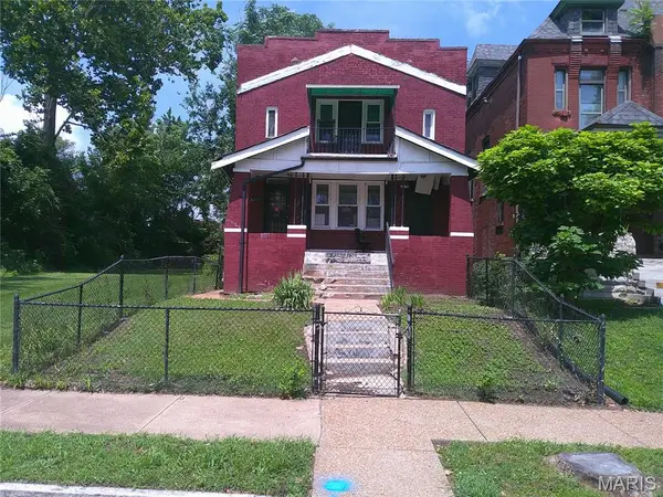 4253 Enright Avenue, St Louis, MO 63108