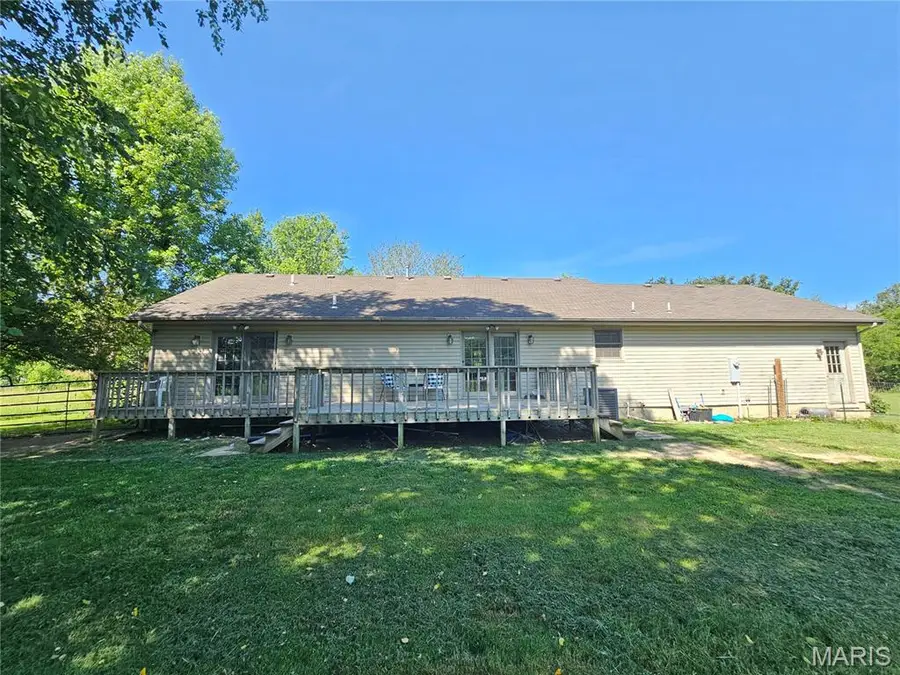 31050 Oak Ridge Drive, Lebanon, MO 65536 - #3