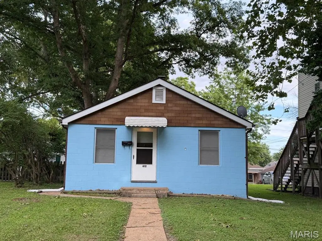 612 S 21st Street, Belleville, IL 62226 - #1