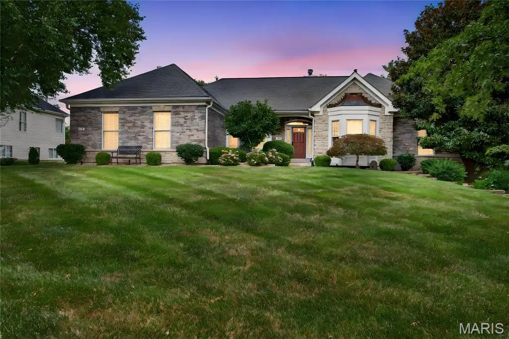 706 Abbottsford Court, Lake Saint Louis, MO 63367 - #1