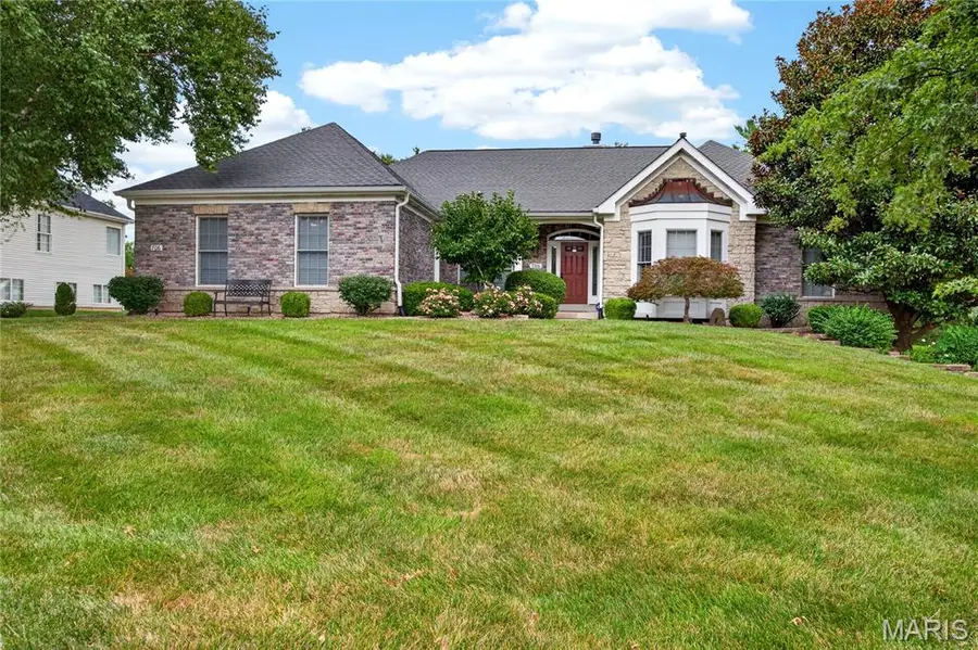 706 Abbottsford Court, Lake Saint Louis, MO 63367 - #3