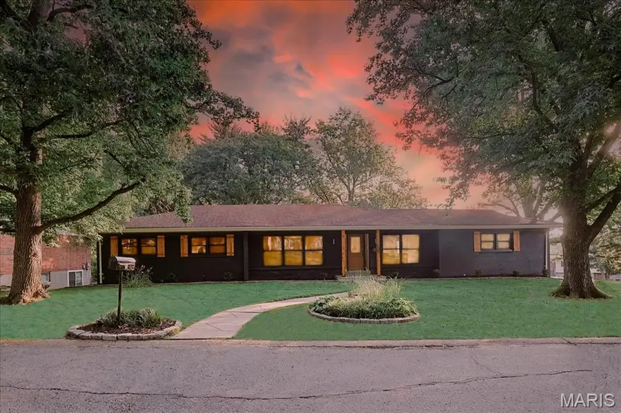 45 Pricewoods Lane, Saint Louis, MO 63132 - #2
