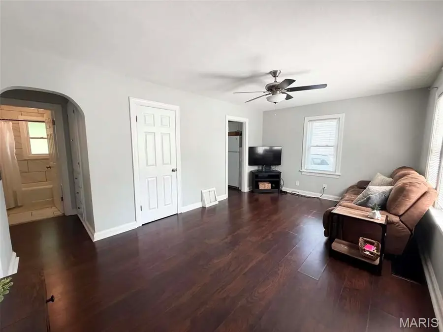 2128 Norside Drive, Alton, IL 62002 - #2