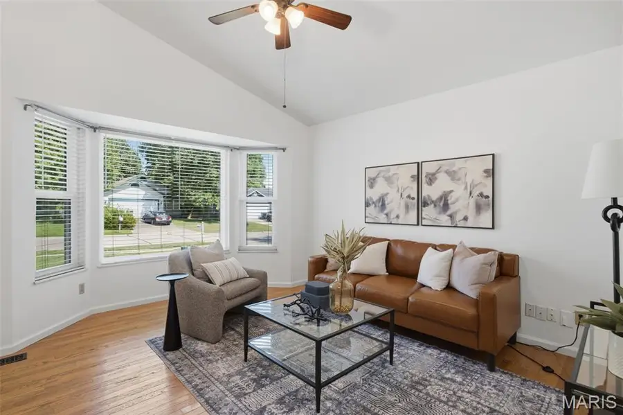 9 Queensboro Drive, Saint Peters, MO 63376 - #3
