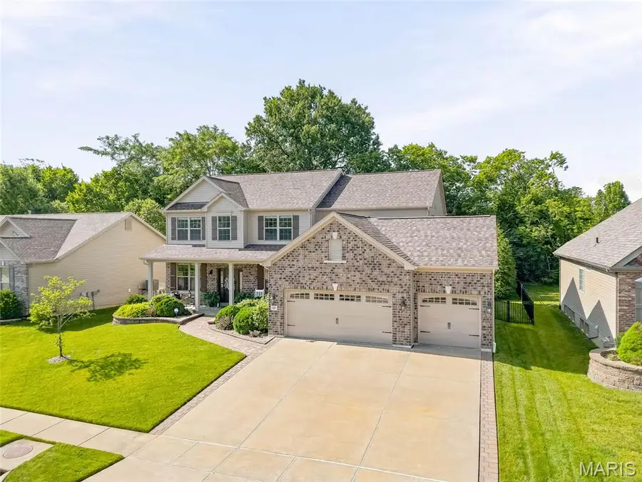 327 Hyde Park Avenue, Wentzville, MO 63385 - #2